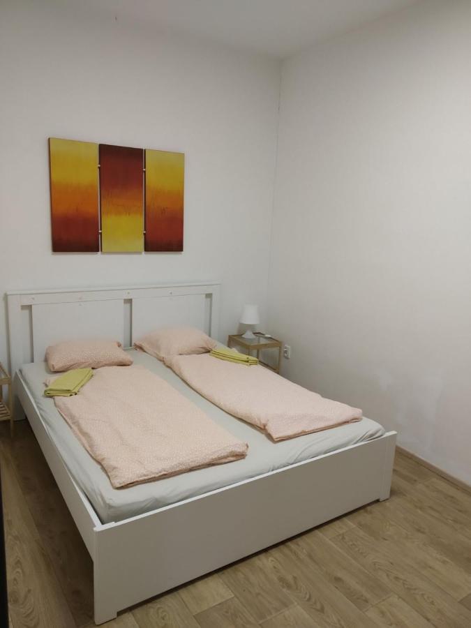 Apartmans In The Center With Privat Parking Apartment Brno Exterior photo