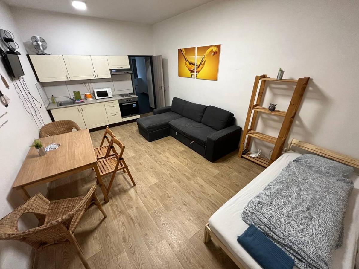 Apartmans In The Center With Privat Parking Apartment Brno Exterior photo